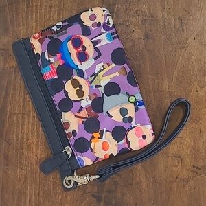 EUC Disney Parks Wristlet Mod Storage Zip Pouch Wallet Bag Purse Women's